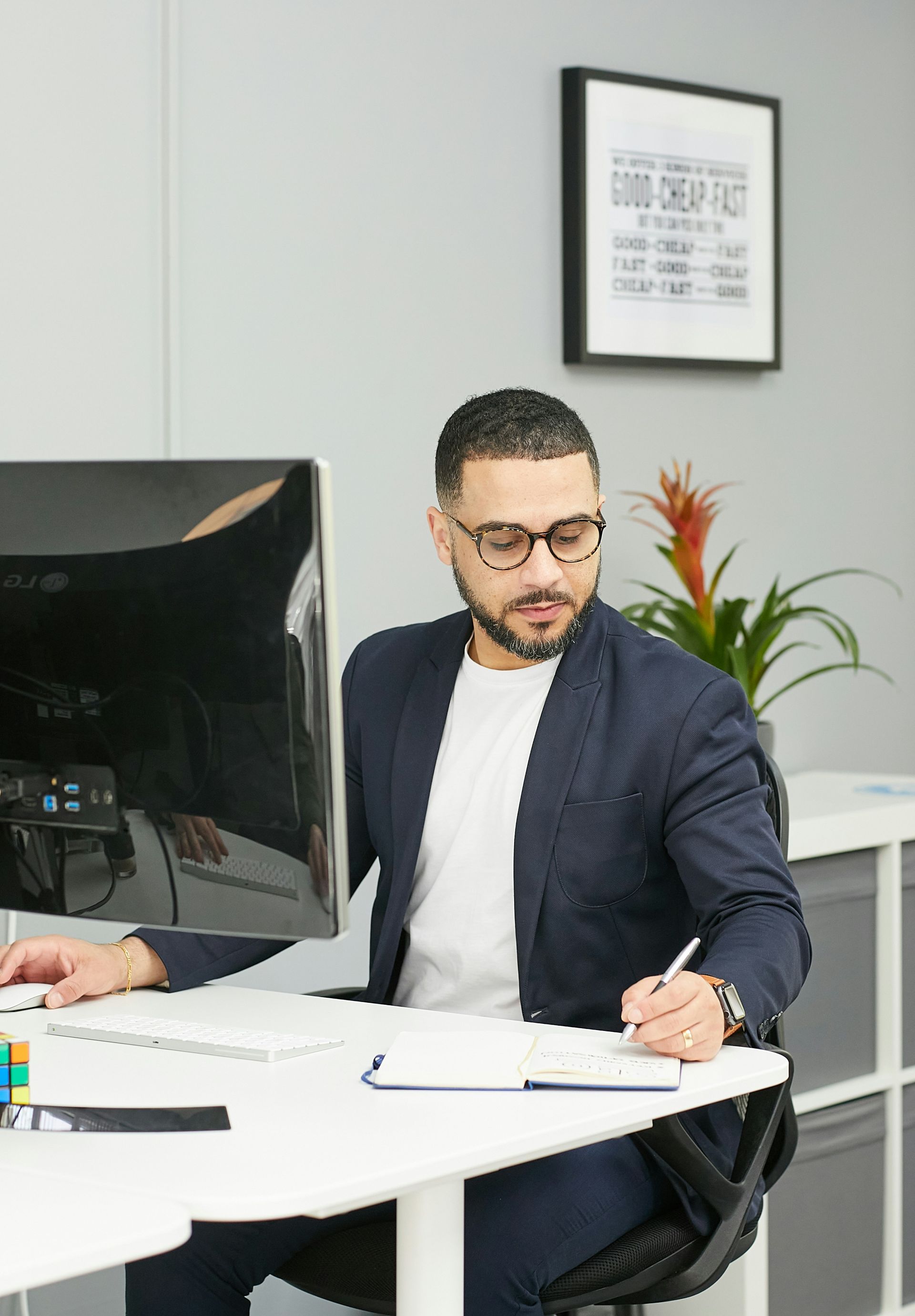 zbra-marketing-n4ak7vy1mcm-unsplash.jpg