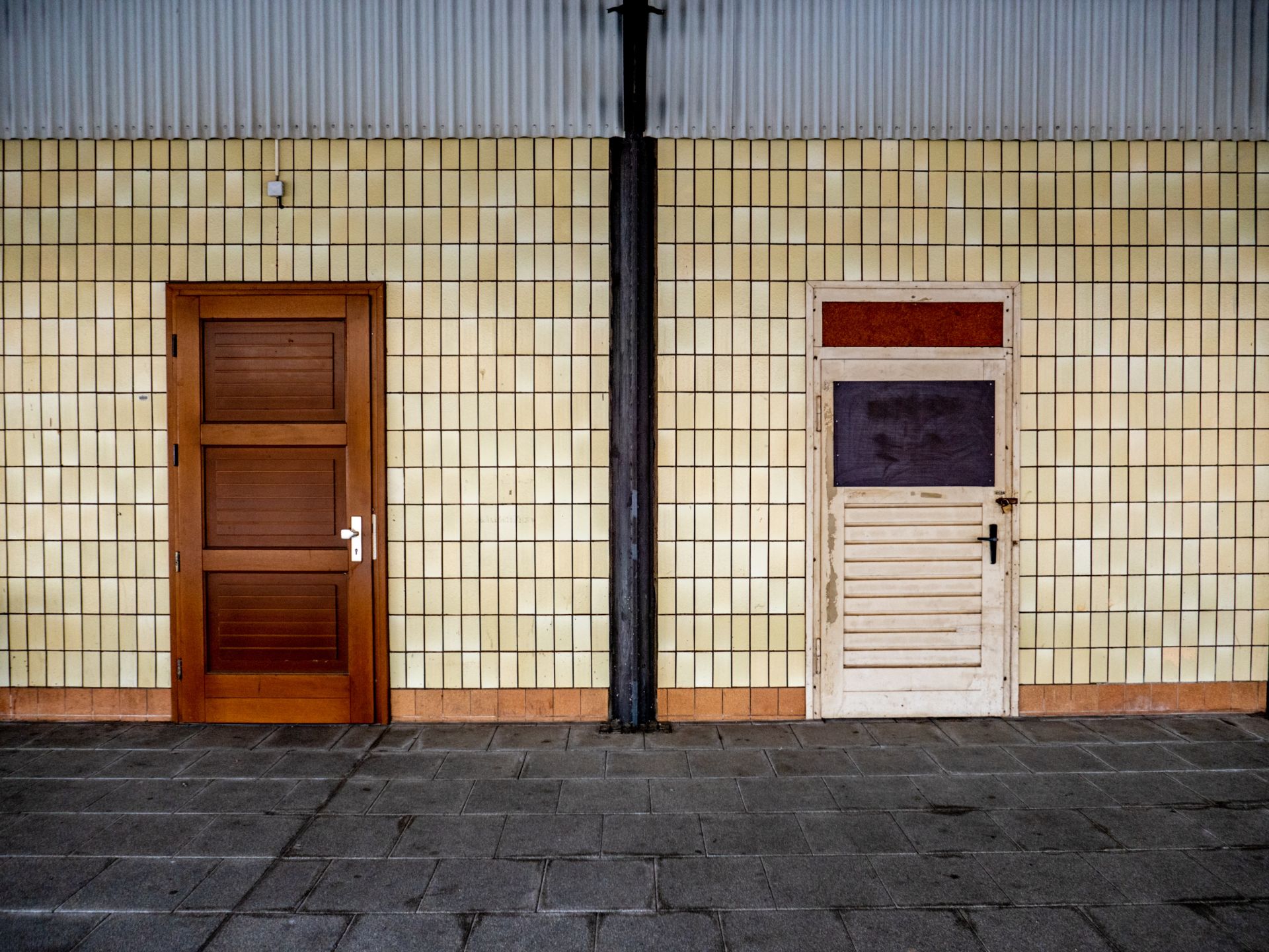 sangga-rima-roman-selia-zzqj-t6gzgu-unsplash