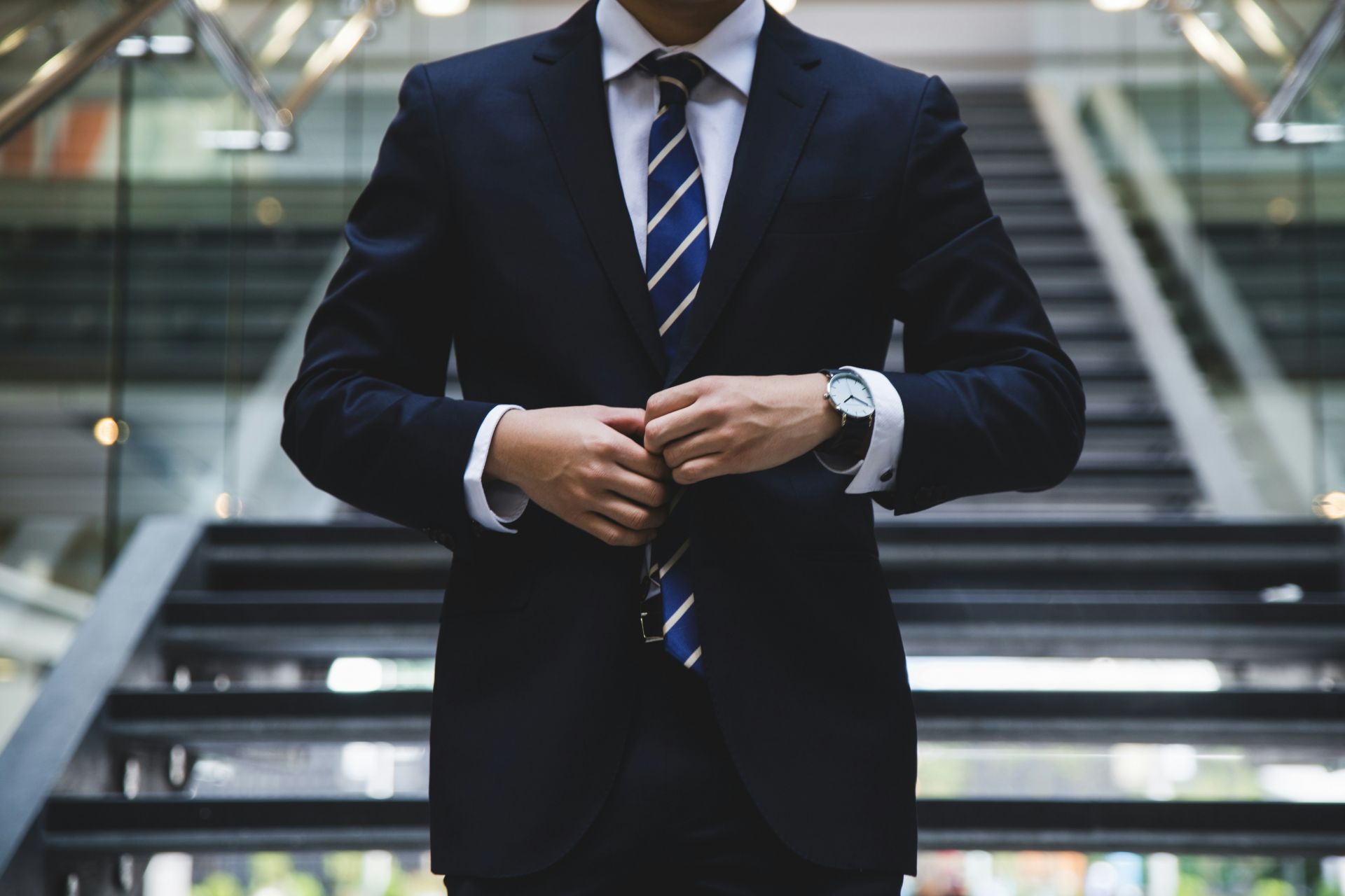 hunters-race-mybhn8kaaec-unsplash-1