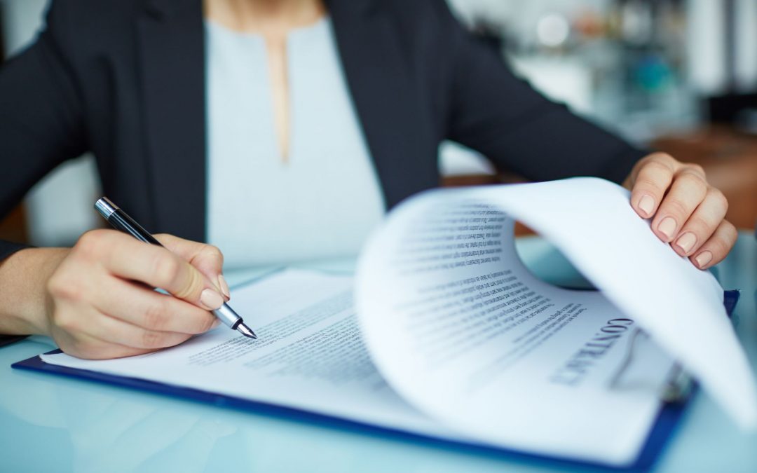 Obbligo dichiarativo negli appalti: nessun filtro valutativo per l’operatore economico